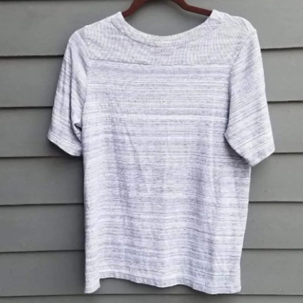 NIKE Gray Heathered Split High Low Hem Top size Small - Picture 3 of 5